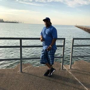 Meet your Posher, Derrick